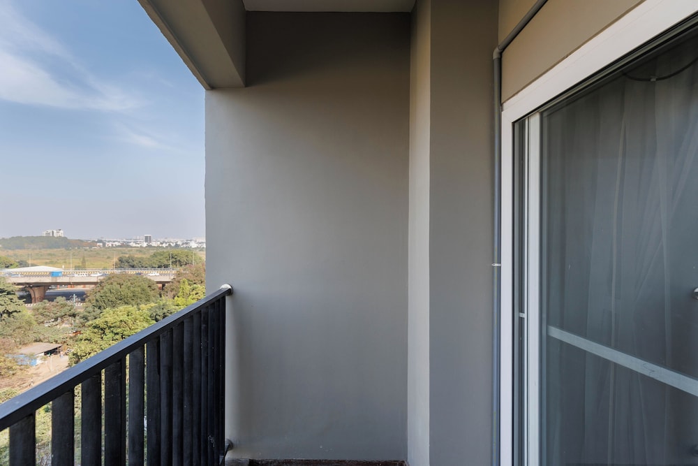 The Horizon Vista by Redolive Nr Aster CMI Hebbal