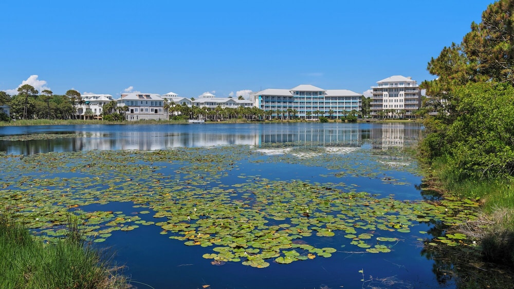 Lakefront Haven in Carillon Beach