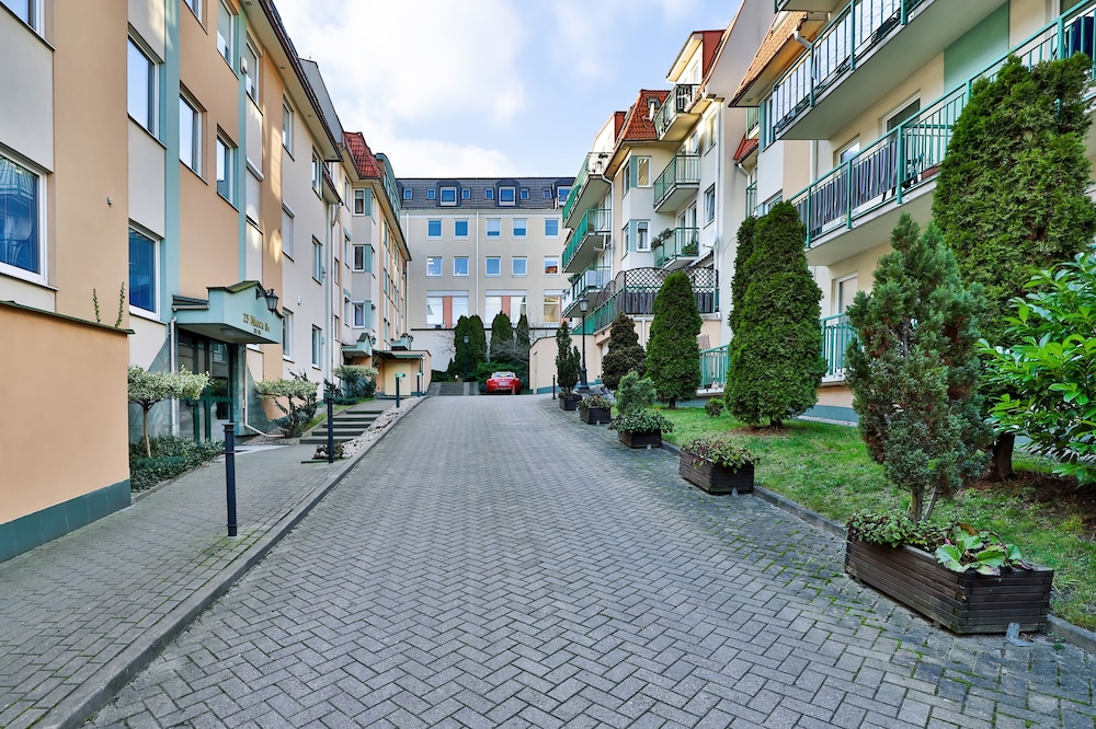 Apartments Sopot 23 Marca by Renters view 4