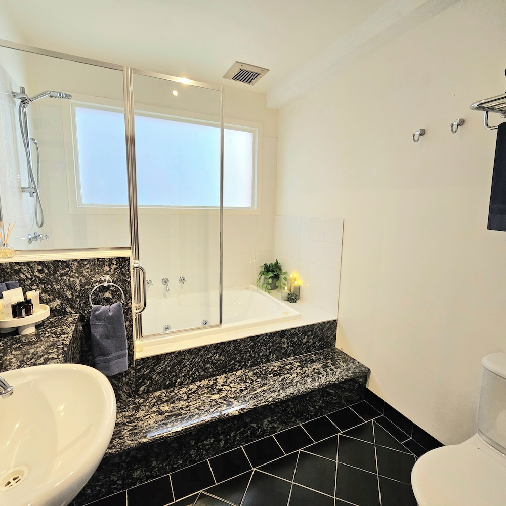 Sandstone Suites