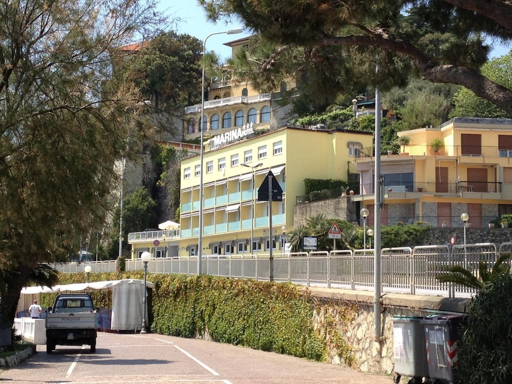 Hotel Marina view 2