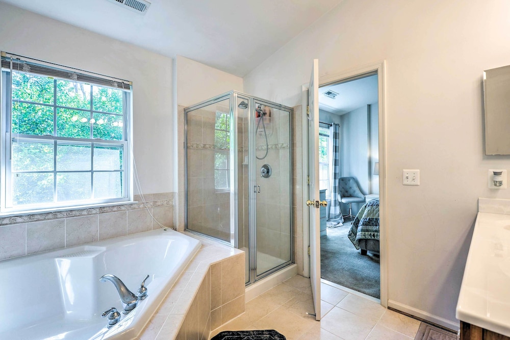 Elkridge Townhome 15 Mi to Dtwn Baltimore! - Property Image 36