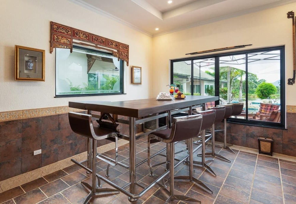 Sahaswara Luxury Villa Pattaya