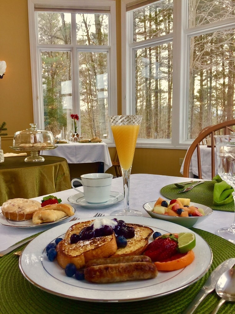 Stone Hill Inn