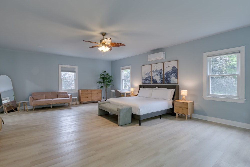 Game Farm Villa by Avantstay 10bdr Private Pond Spa Pool Family-friendly