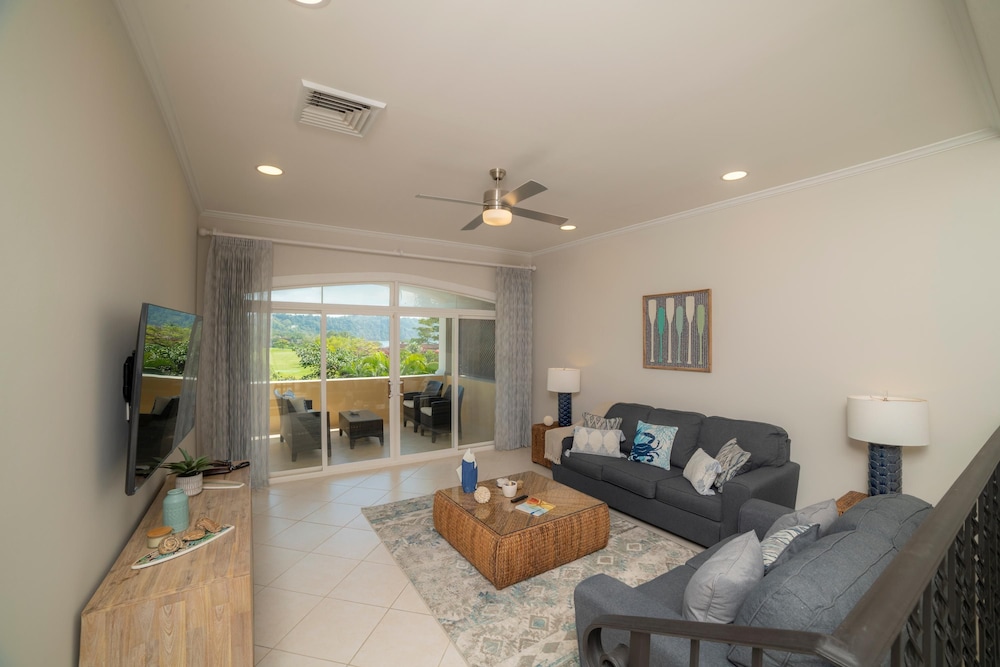 Colina 7C - 3 bdr 2 Bath