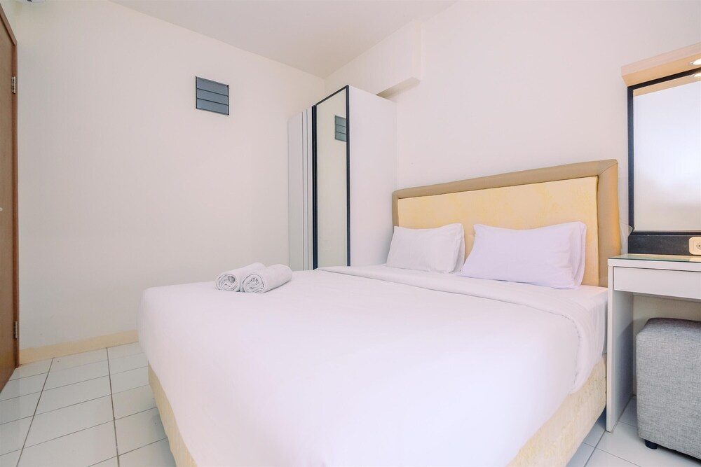 Best Deal and and Cozy 2BR Podomoro Golf View Apartment
