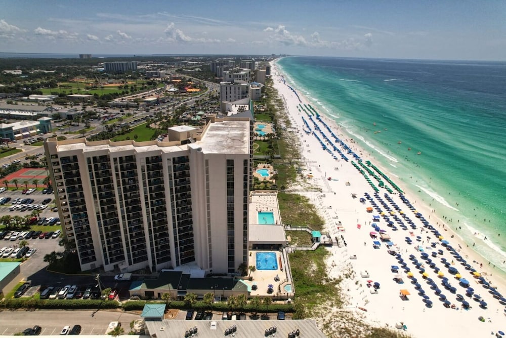 The Oyster by Brightwild Beachfront Condo
