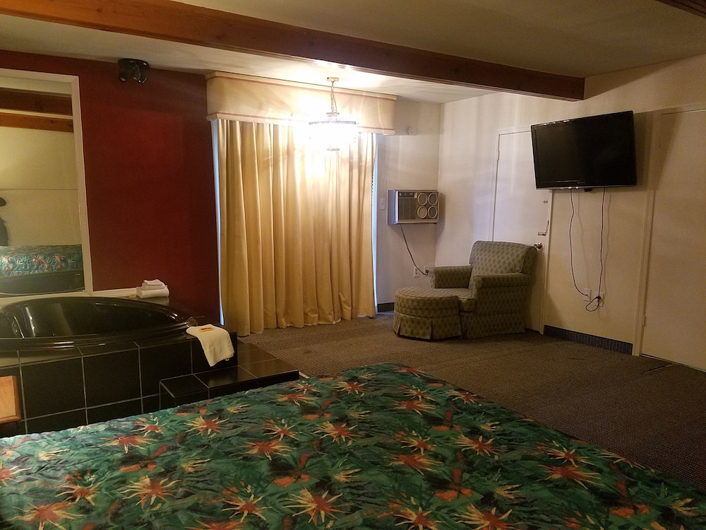 Miscellaneous Market Vacations - Maplehurst Motel - Property Image 5