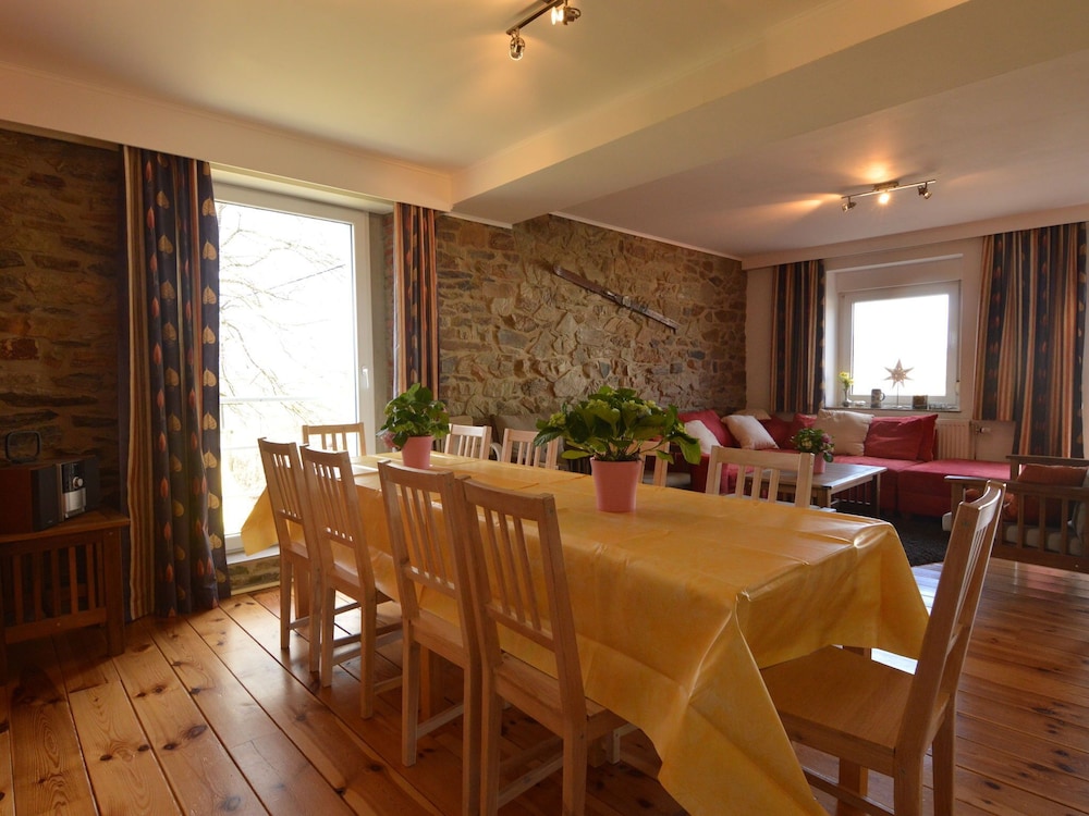 Apartment in Halenfeld-amel With Terrace