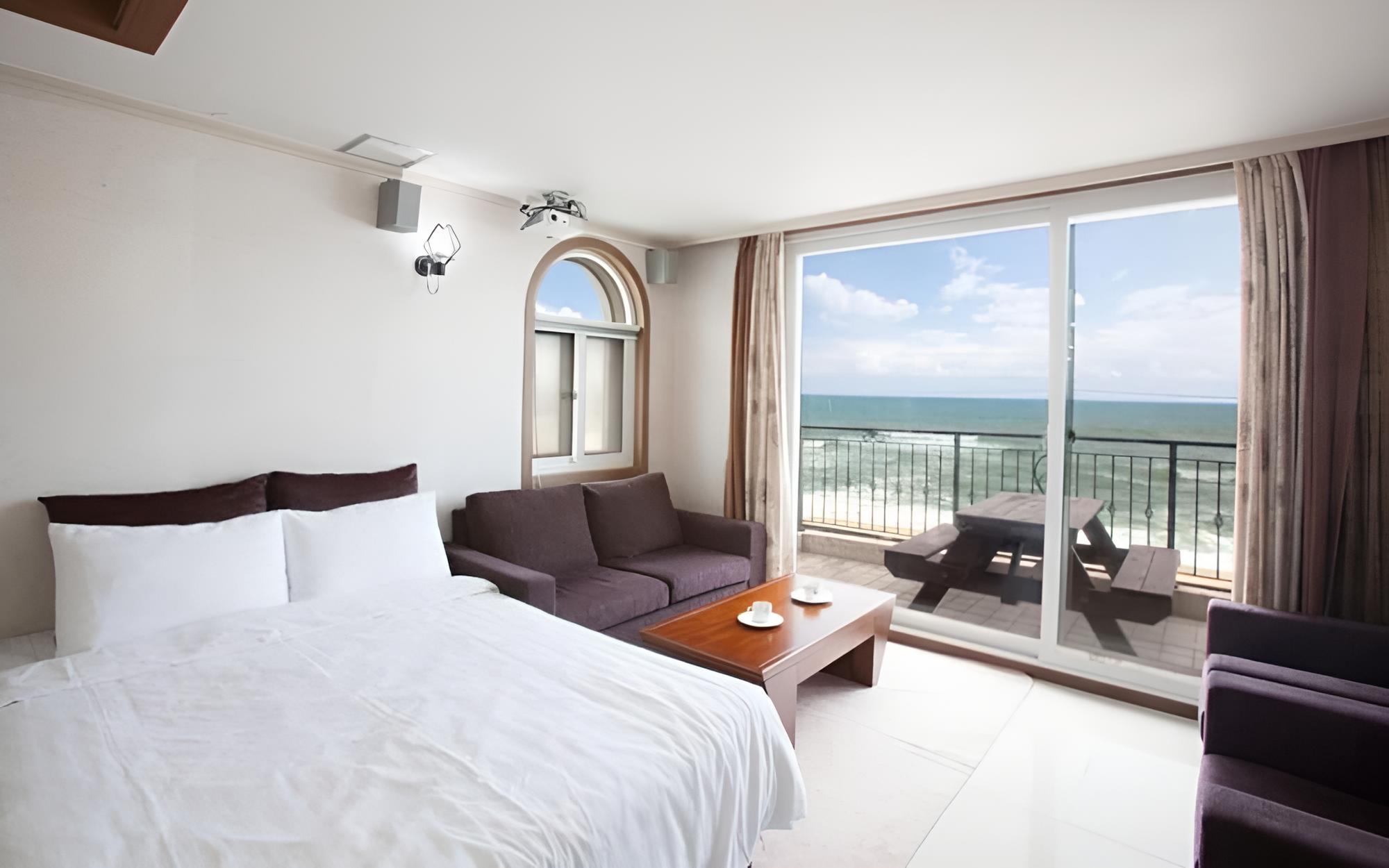 Gangneung Dream Beach Pension view 4