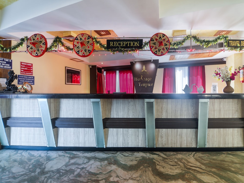 Lobby & Reception
