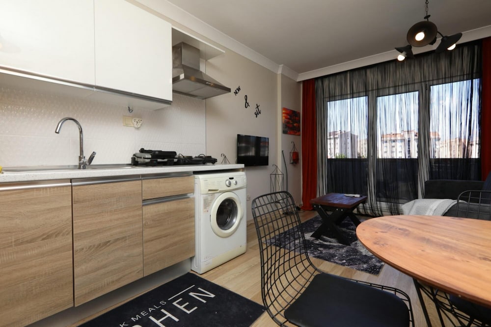 Studio Flat With Shared Pool Near Sabiha Gokcen