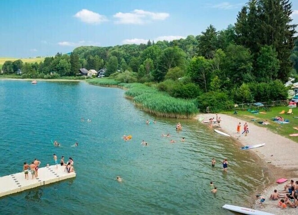 Directly on Lake Wallersee - Cubes - SELF CHECK-IN