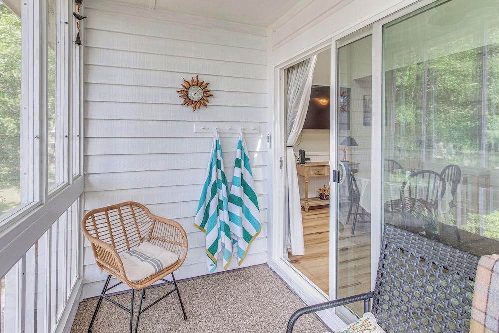 3 Mi to Beach Access: Little River Retreat!
