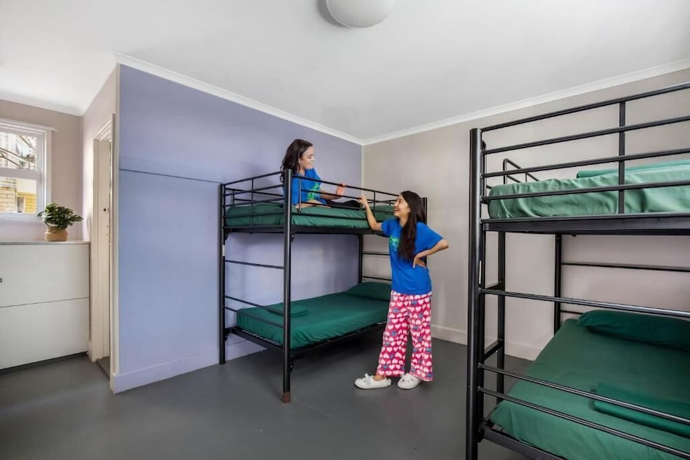 Backpackers In Paradise Resort - Hostel