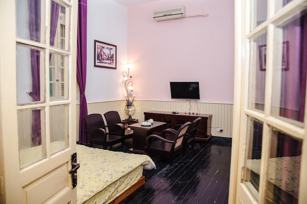 Hanah's Tiny Hanoi Homestay