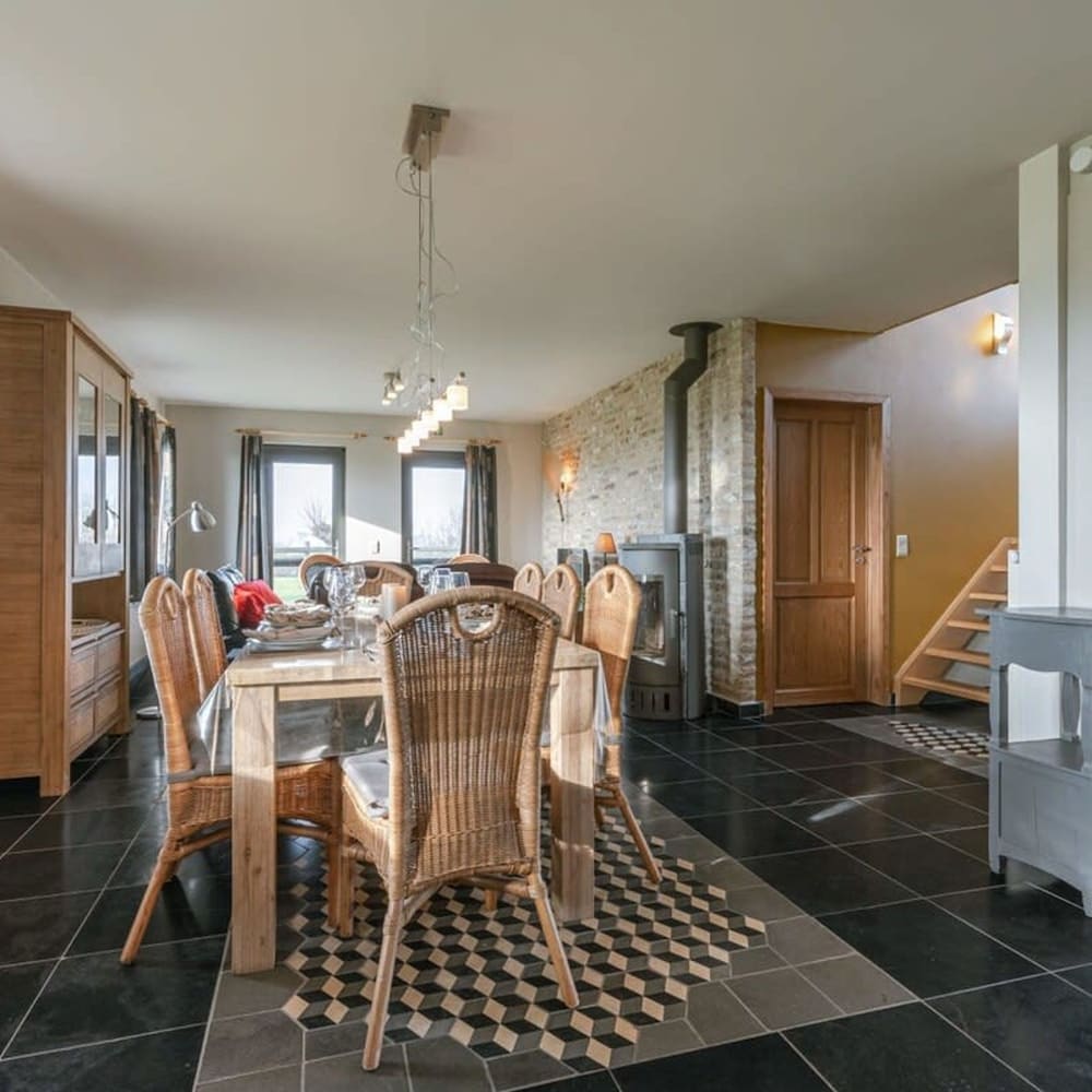 Rustic Family Holiday Home for up to 8 People Located in the Green of the Countryside