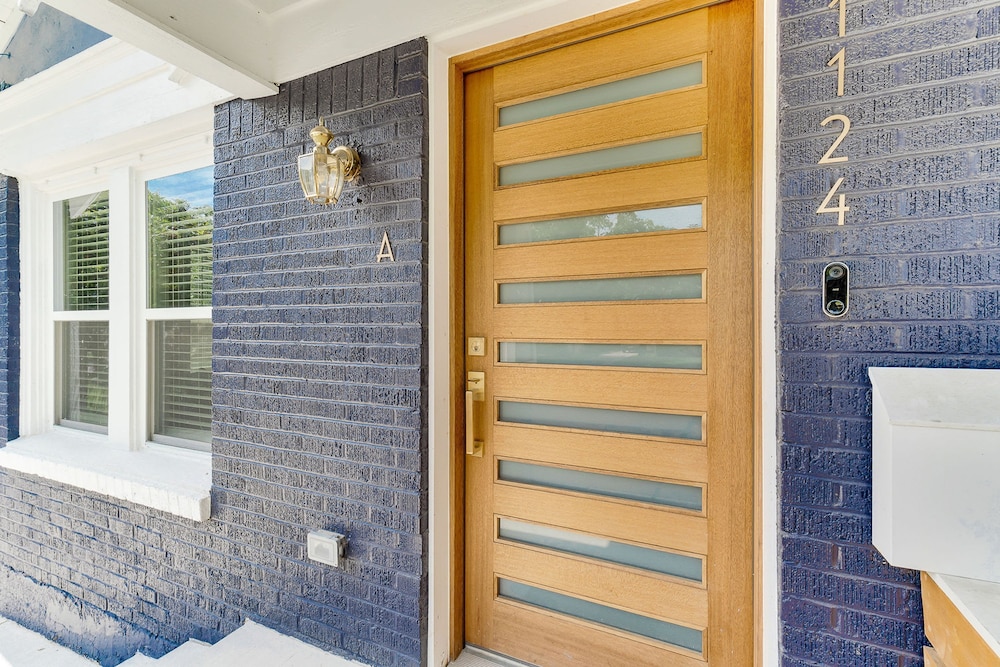 Luxury Townhome Pet Friendly