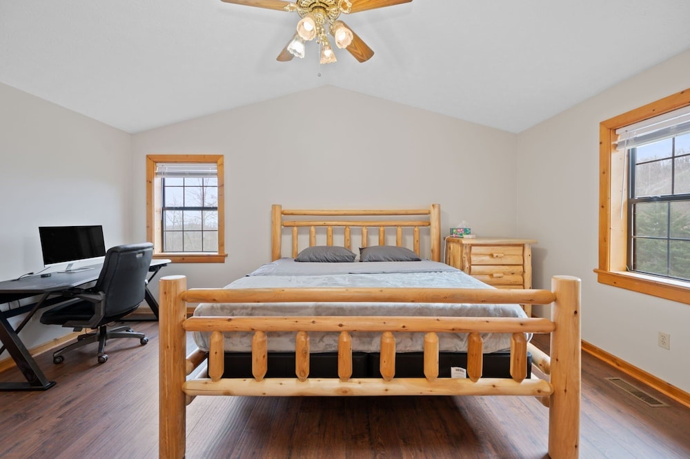 Retreat In The Smokies 3 Bedroom Home