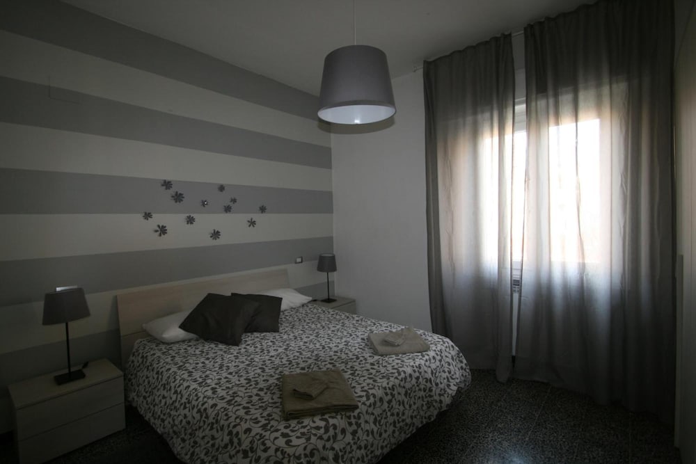 Cà Rossi City House