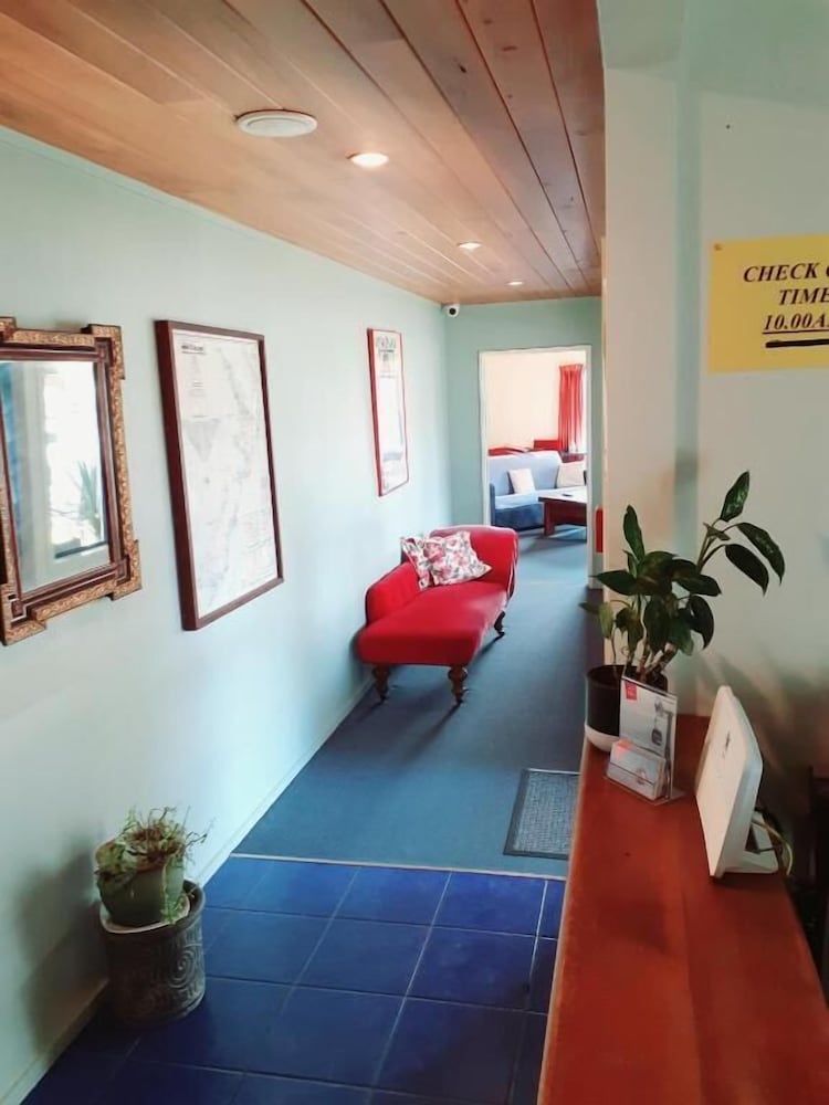 Tongariro River Retreat - Hostel