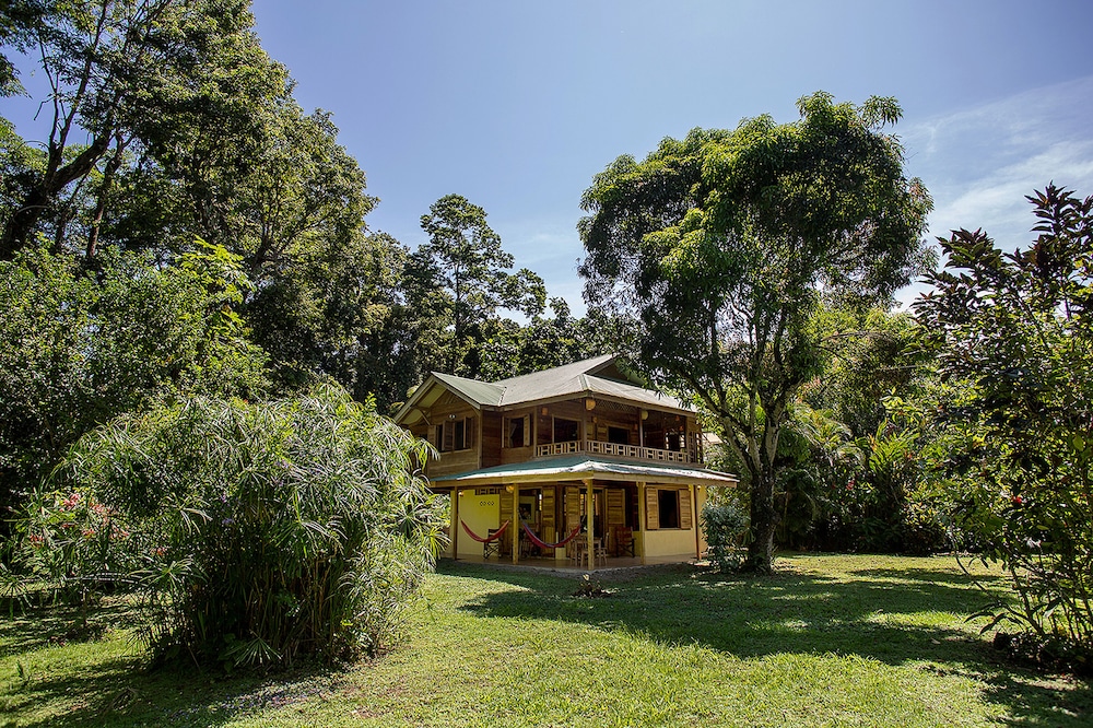 La Finca Chica
