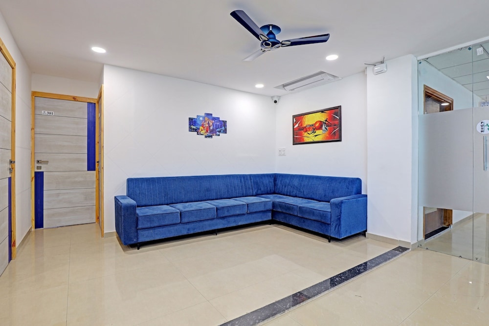 Hotel Solitaire Luxurious AC Rooms Surat