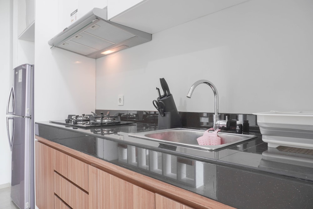 Nice And Comfort 1Br At Citralake Suites Apartment, Jakarta - 9