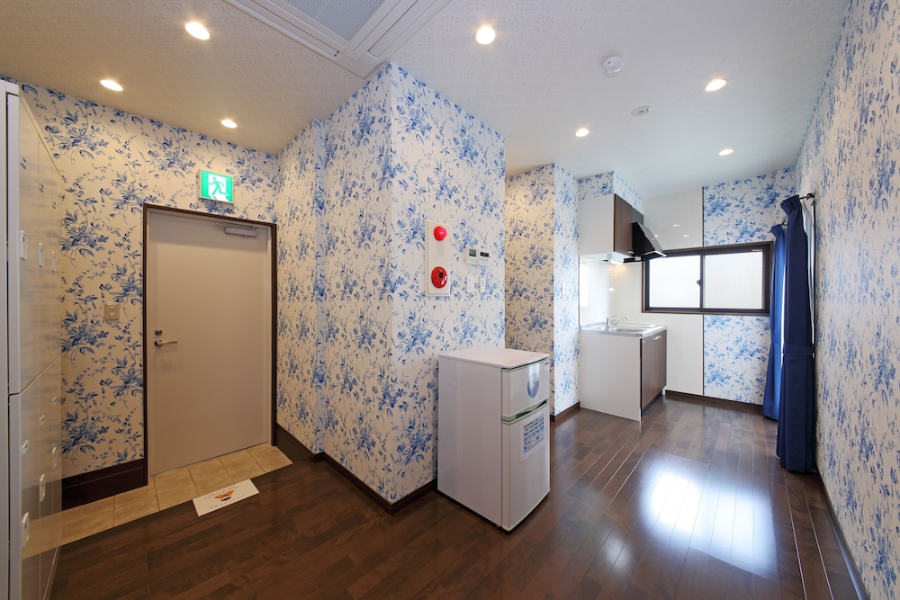 Guest house TIGA - Hostel