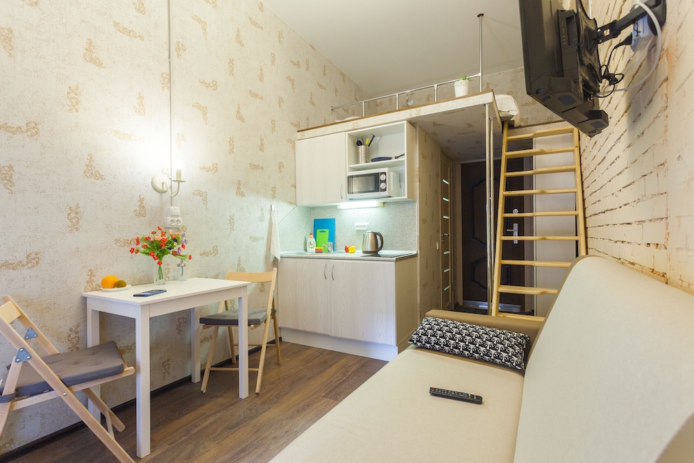 Guests Love Syezhinskaya