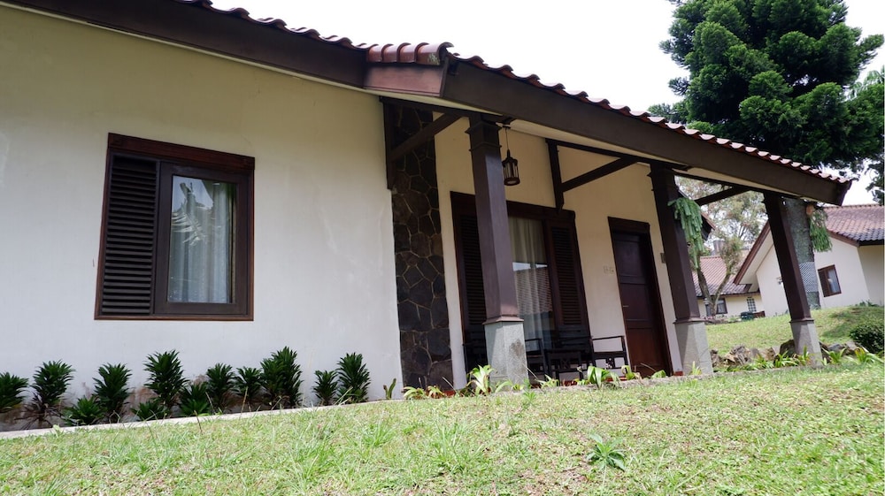 Sangga Buana Villa