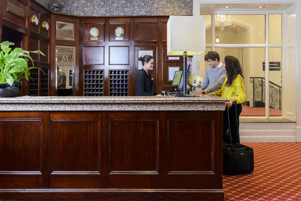 Cork Vacations - The Metropole Hotel - Property Image 2