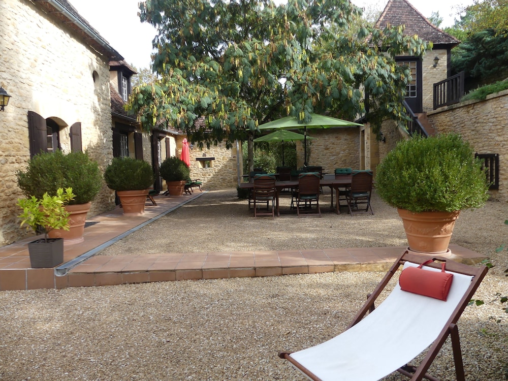 Le Noyer Residence - Property Image 102