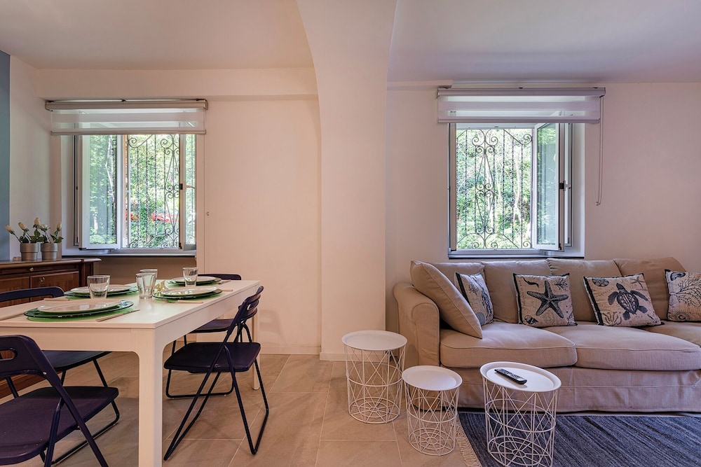 Comfy and Quiet in Camogli