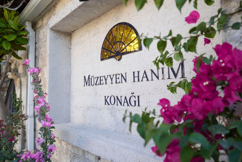 Müzeyyen Hanım Konağı Alaçatı - Image 16