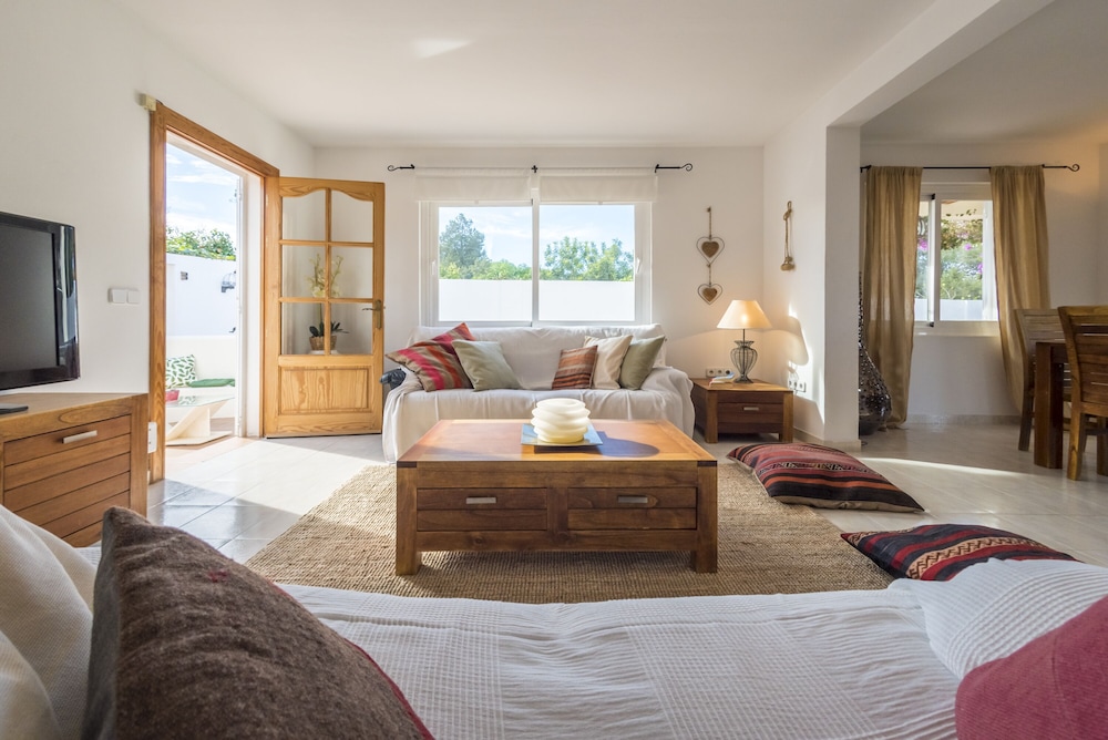 Villa Can Petrus view 5