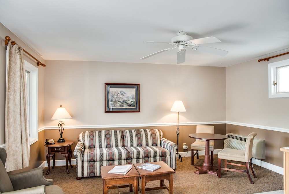 Boxwood Lodge