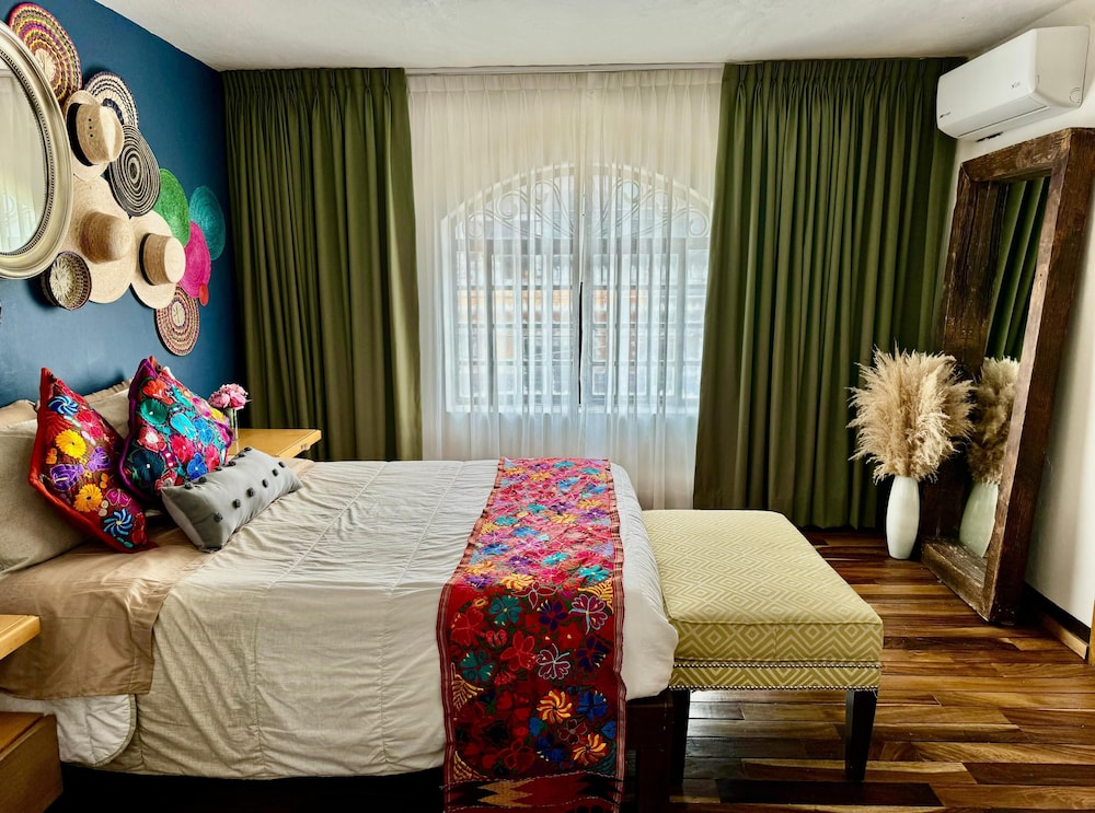 Homestal California Hostal Tlaquepaque
