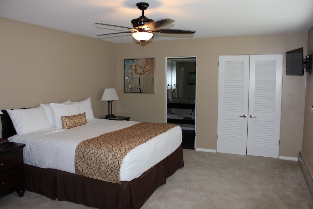 Rivertown Inn