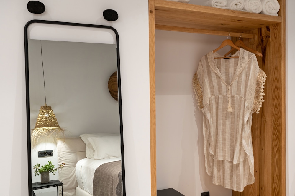 Lemon Suites Santorini photo 2