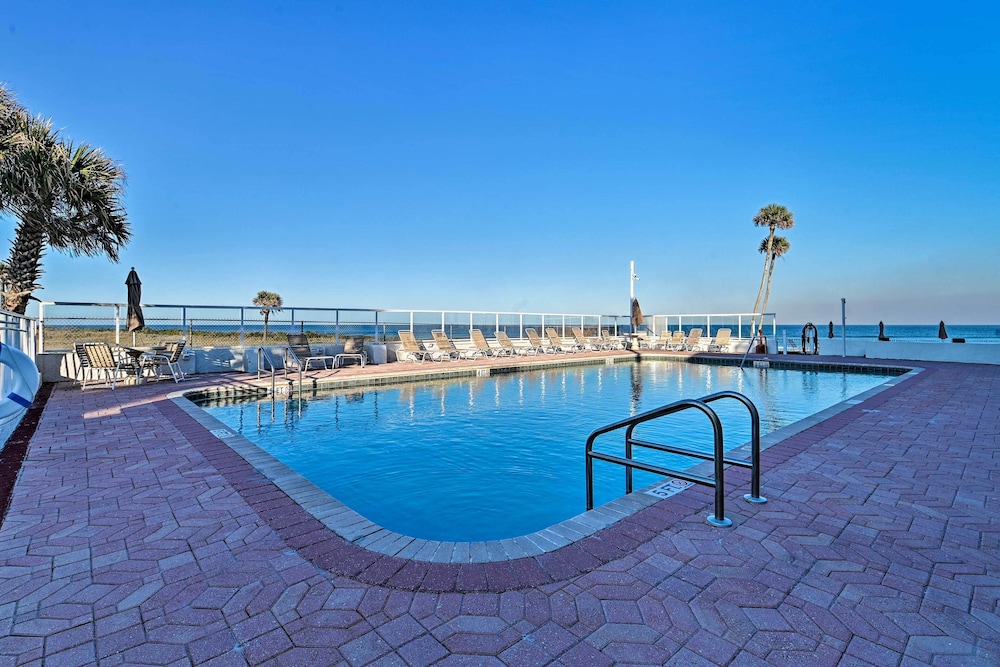 Waterfront Daytona Beach Studio w/ Pool Access!