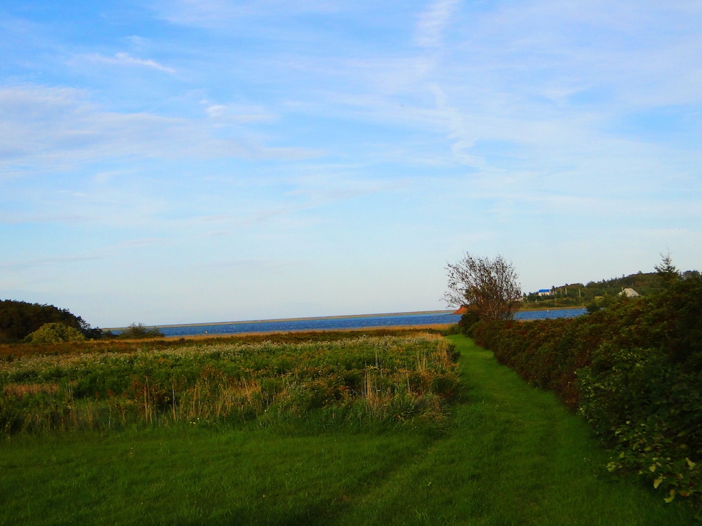 Blue Crest Cottages