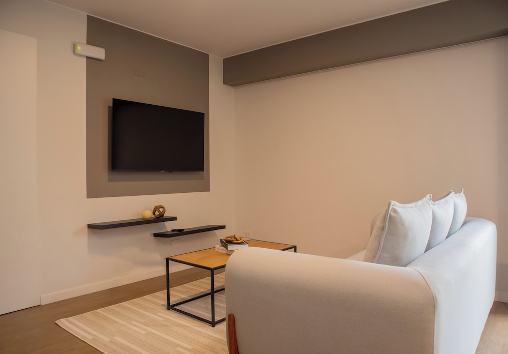 Select by Wynwood House