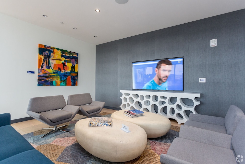 Luxury Apartments by Hyatus Downtown Boston