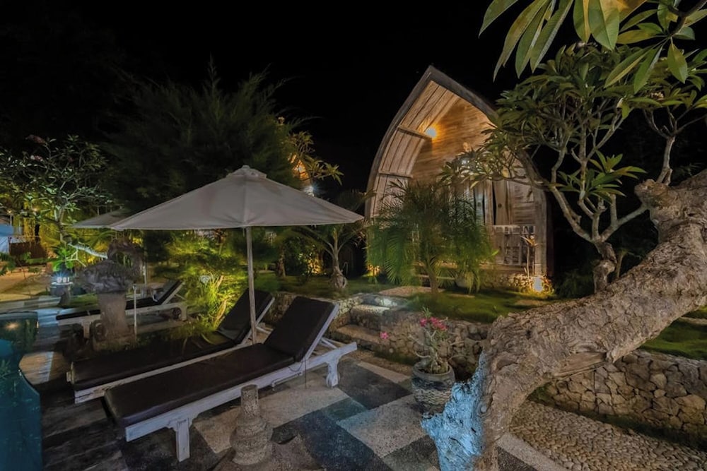 The Suwi Huts
