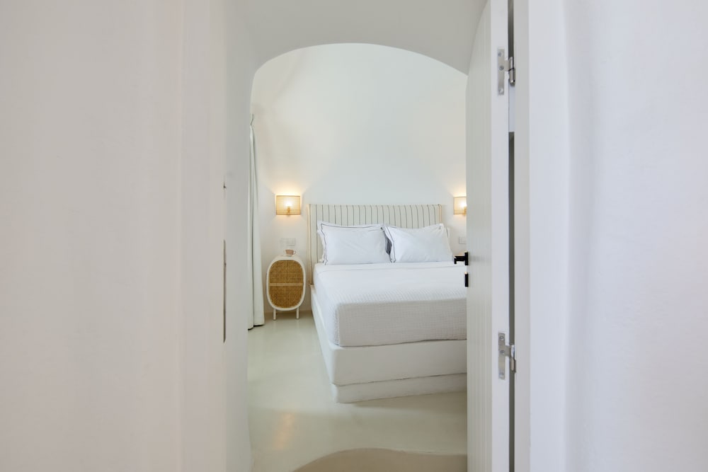 Olea Cave House