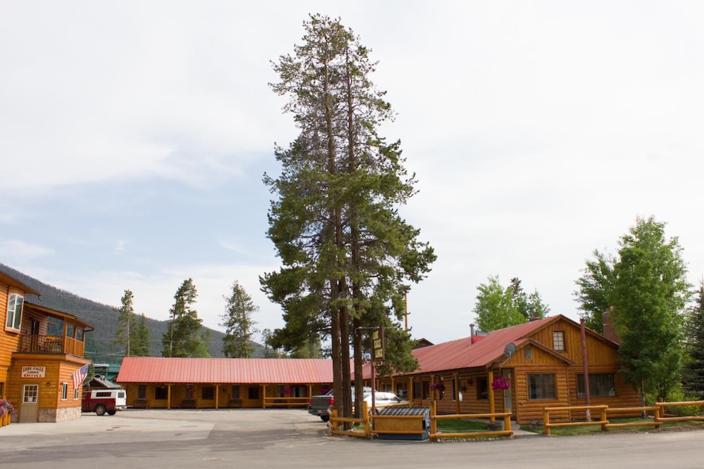 Lone Eagle Lodge - Property Image 27