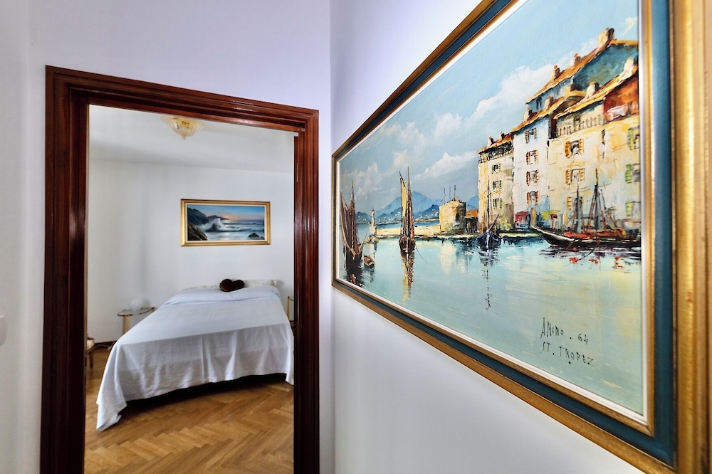 Porto Vecchio Apartment by Wonderful Italy
