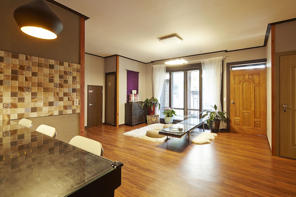 Jiwoljang Guest House, Seoul - 20